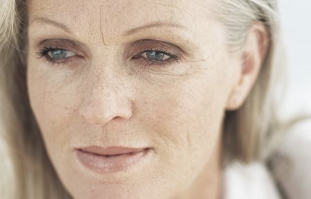 Äldre kvinnas ansikte